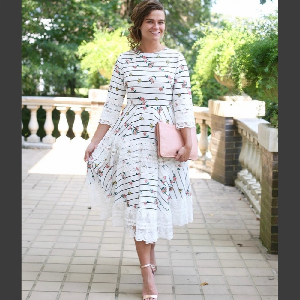 Dainty Jewell’s Dress